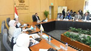 وزير الإسكان يؤكد لمديري المديريات على ضرورة الاستماع إلى آراء المواطنين