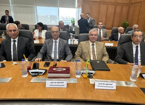 رئيس جامعة أسيوط يشهد توقيع بروتوكول منحة على المصيلحى رئيس جامعة أسيوط يشهد توقيع بروتوكول منحة على المصيلحى