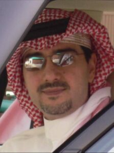 دكتور أحمد البوقري يتحدى الحصار الإسرائيلي بإنسانيته