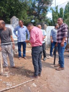 رئيس مجلس مدينة الدلنجات يوضع لافتة ارض تبرع لإنشاء محطة معالجة صرف صحي ضمن مشروع متكامل