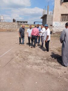 رئيس مجلس مدينة الدلنجات يوضع لافتة ارض تبرع لإنشاء محطة معالجة صرف صحي ضمن مشروع متكامل