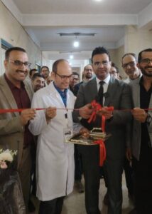 وكيل وزارة الصحة بسوهاج يدشن غرفة عمليات جديدة بمستشفى رمد طهطا