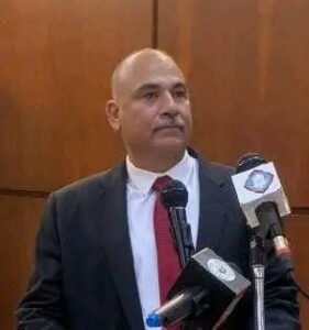 جذوري في الأرض عربية