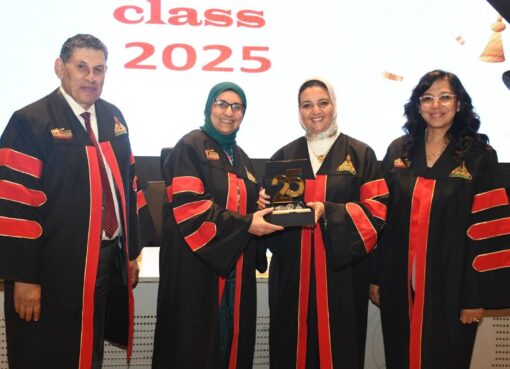 صيدلة عين شمس تحتفل باليوبيل الفضي وتخريج الدفعة الـ25 في اليوم العالمي للصيدلة
