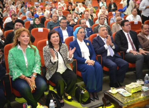 طارق مرزوق وأمل عمار يشهدان مبادرة معًا بالوعي نحميها بالدقهلية.