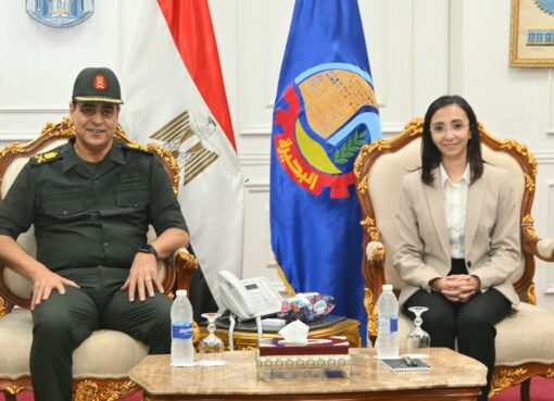 محافظ البحيرة تستقبل قائد المنطقة الشمالية العسكرية لبحث سبل التعاون المشترك  محافظ البحيرة تستقبل قائد المنطقة الشمالية العسكرية لبحث سبل التعاون المشترك