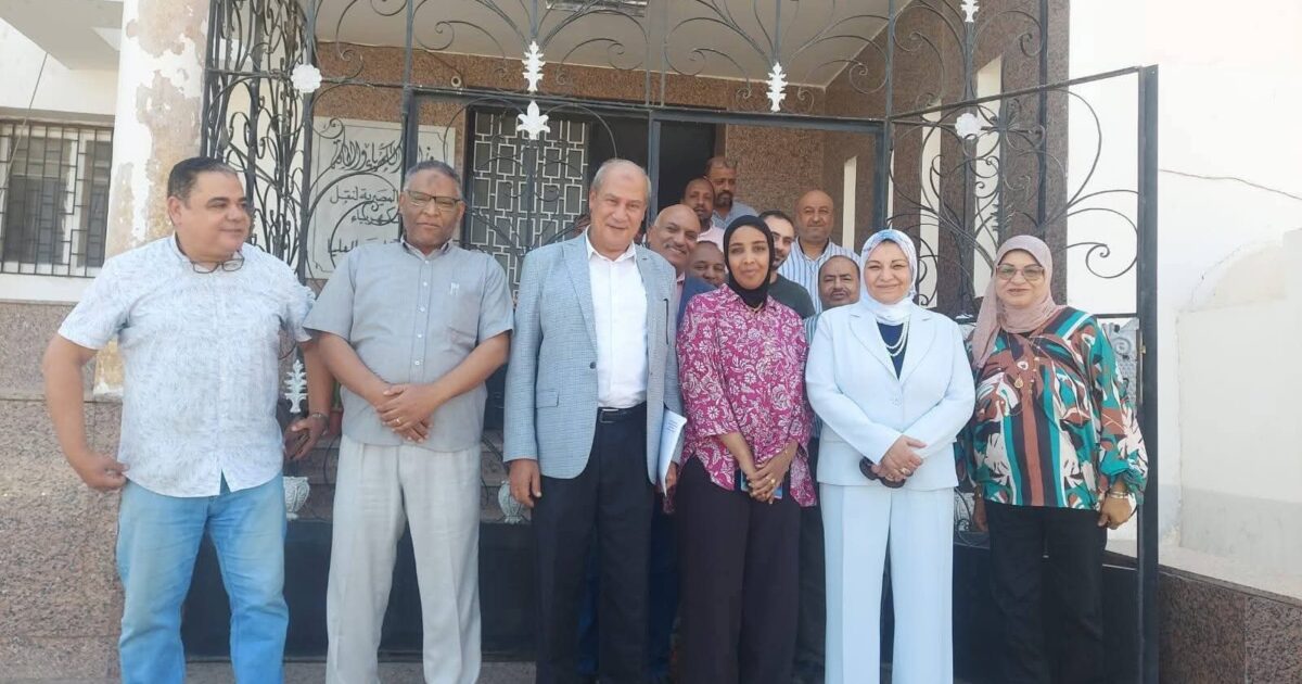 جولة تفقدية للمهندسة صباح مشالى نائب وزير الكهرباء والطاقة بشركة توزيع مصر العليا ومنطقة الشركة المصرية لنقل الكهرباء