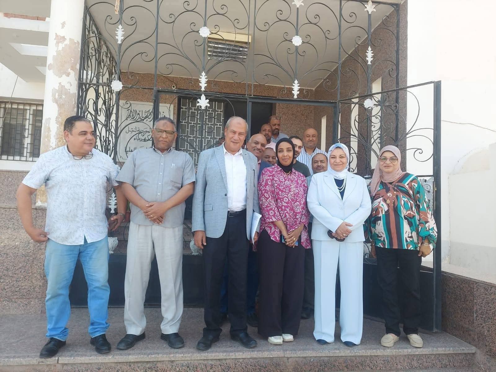 جولة تفقدية للمهندسة صباح مشالى نائب وزير الكهرباء والطاقة بشركة توزيع مصر العليا ومنطقة الشركة المصرية لنقل الكهرباء 