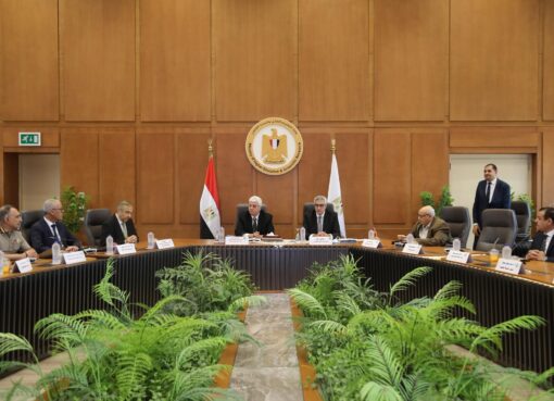 الأعلى للجامعات: اعتماد ضوابط "الذكاء الاصطناعي" وتهنئة لـ 1106 عالماً