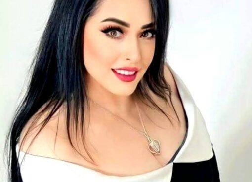 هند عاكف تعود للمسرح بذكريات العالمة باشا بمسرحية عجب العجاب هند عاكف تعود للمسرح بذكريات العالمة باشا بمسرحية عجب العجاب