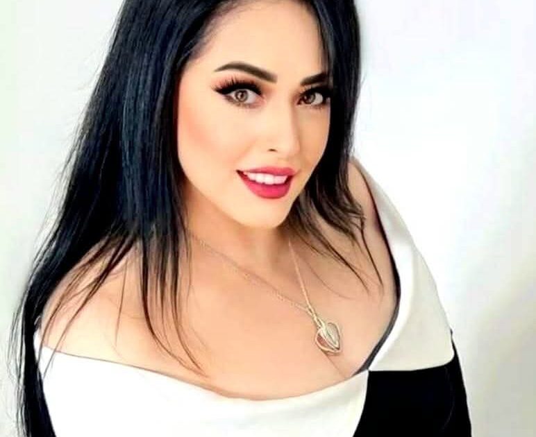 هند عاكف تعود للمسرح بذكريات العالمة باشا بمسرحية عجب العجاب