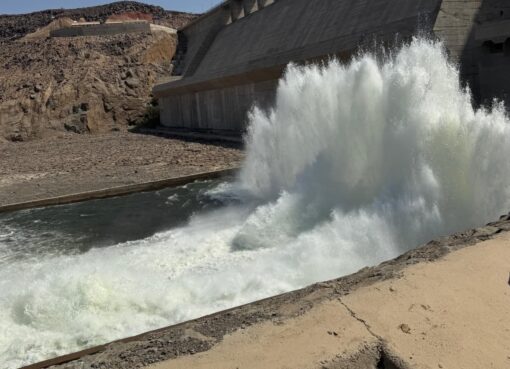 بيئةمنطقة مكة المكرمة تشارك في فتح بوابات سد وادي رابغ لتصريف 20 مليون متر مكعب من المياه