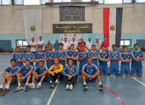 محافظ أسيوط: استاد أسيوط الرياضي يستضيف التجمع الثالث لمراكز تدريب المشروع القومي لعمالقة كرة اليد