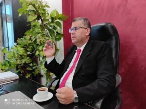 ذو القرنين وتنشيط الهمم لرفع العوائق