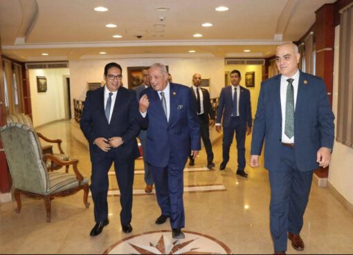 رئيس جامعة القاهرة وأمين عام مجلس الدفاع الوطني يشهدان حفل ختام التدريب الصيفي