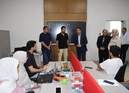 رئيس جامعة بنها يتفقد التدريب الصيفى لطلاب الجامعات بمركز إبداع مصر الرقمية