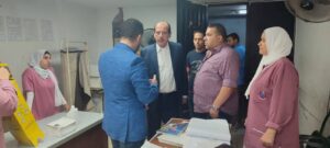 "إحالة إدارة مستشفى أم المصريين للتحقيق بعد جولة مفاجئة تكشف الإهمال والتزاحم