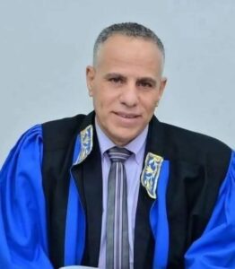 قرار جمهوري بتعيينه عميدًا لكلية التربية بجامعة دمنهور