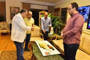 محافظ أسيوط يشيد بابتكار محلي في مجال الديكور يختصر الوقت ويخفض التكاليف