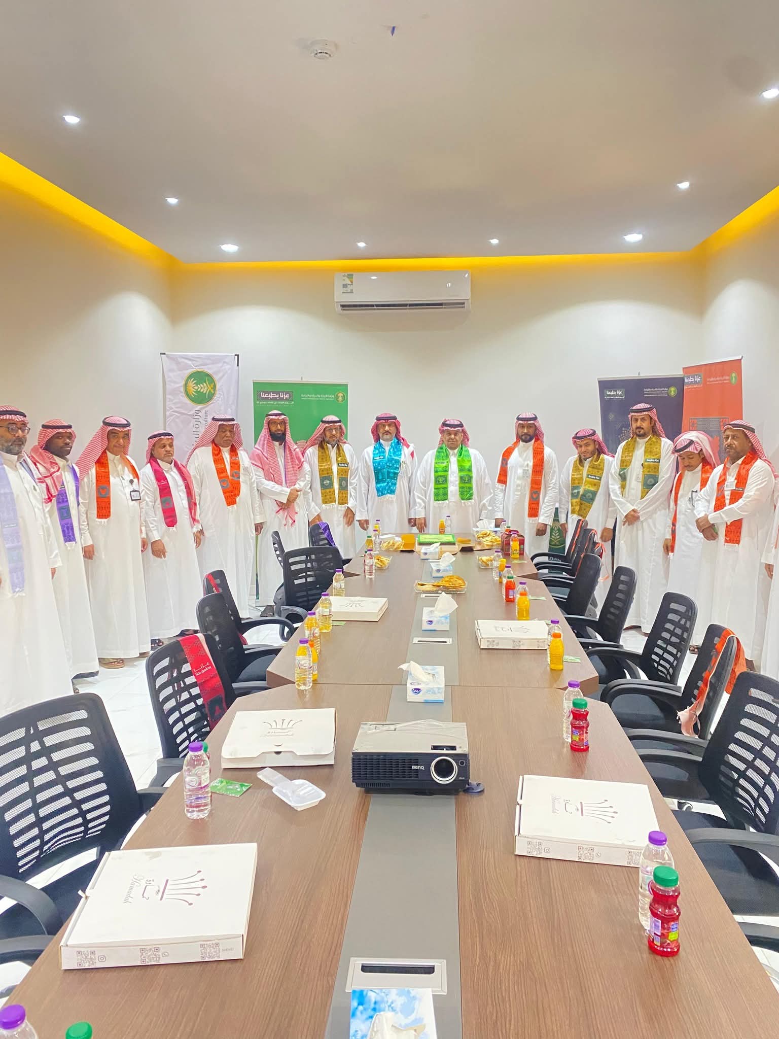 بيئة خليص تشارك في احتفالات اليوم الوطني الـ95 بمبادرات للتوعية البيئية والتشجير