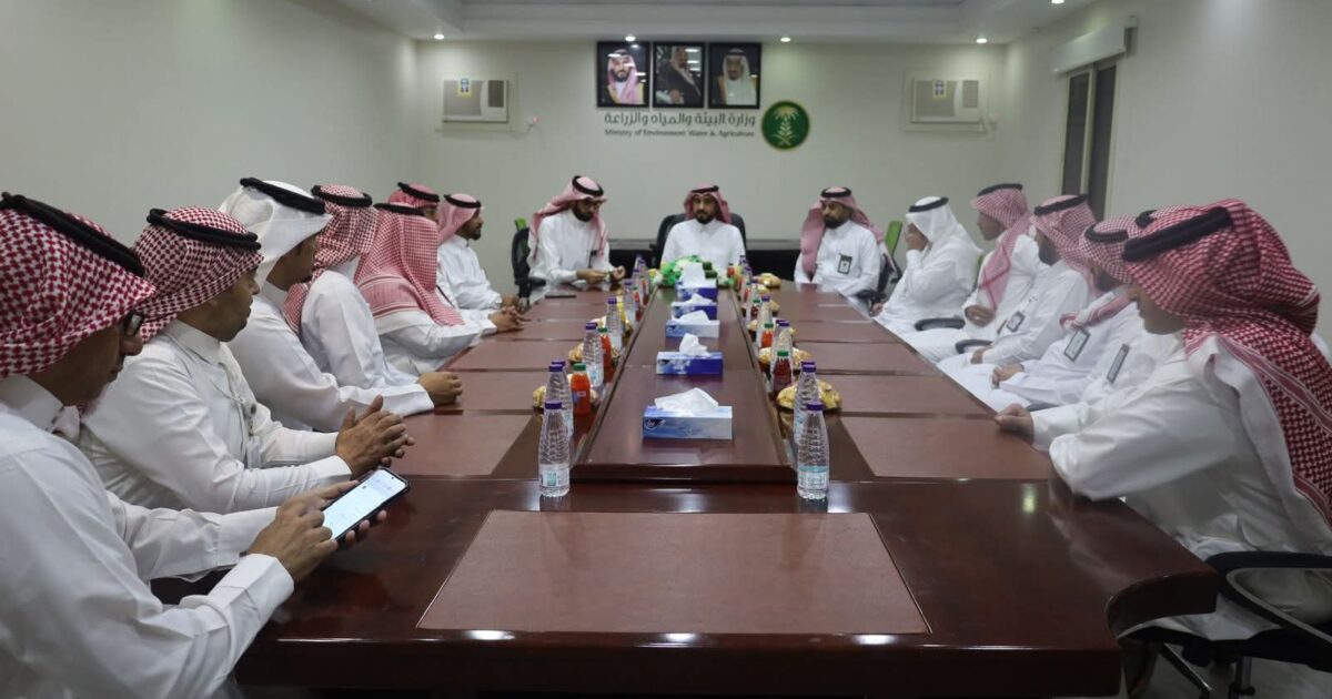 مدير عام بيئة منطقة مكة المكرمة يتفقد مكتب الطائف ويطلع على مشاريع "ريف" والمبادرات الزراعية النوعية