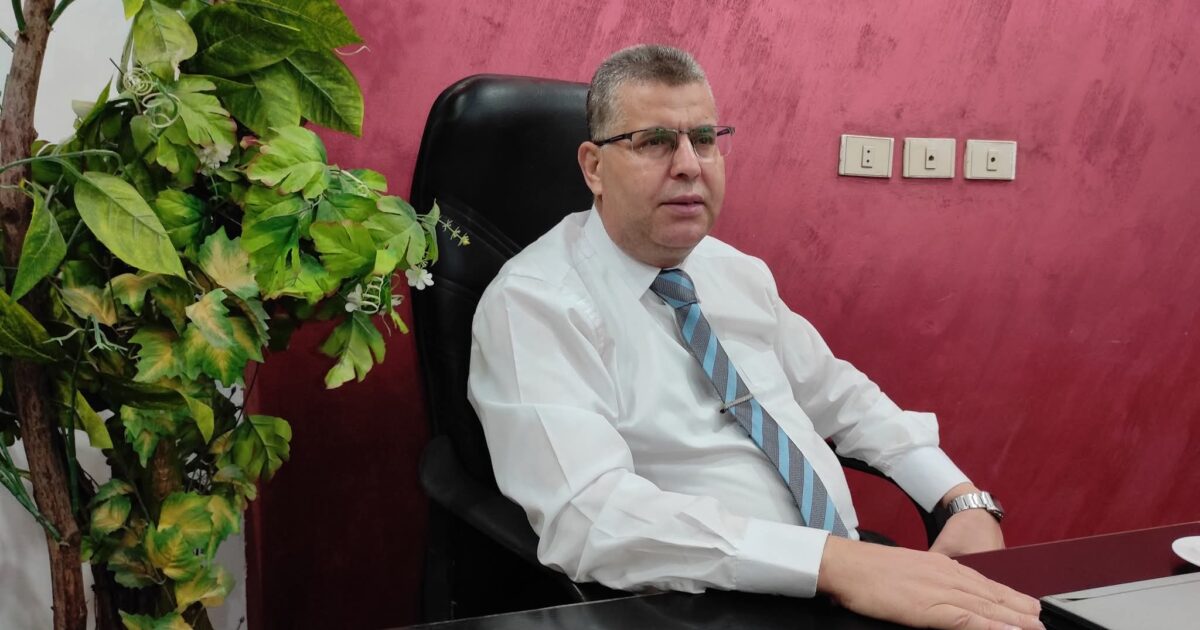 أوسمة المعلم تعيش في قلبه