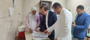 “إحالة إدارة مستشفى أم المصريين للتحقيق بعد جولة مفاجئة تكشف الإهمال والتزاحم
