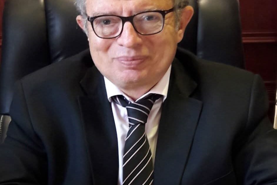 التعليم العالي : ندب الدكتور حسين عيسى مستشارًا لوزير التعليم العالي للسياسات المالية والاقتصادية