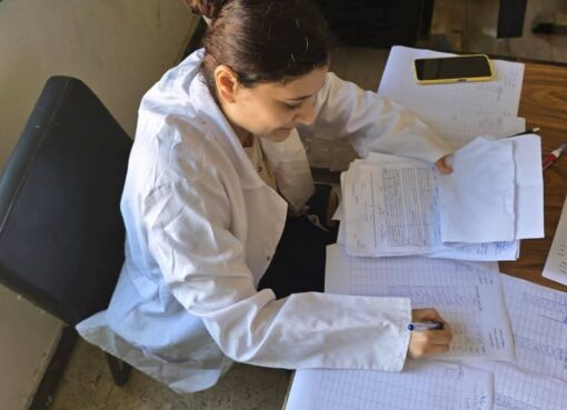 الكشف على ٧١٨ مواطن خلال القافلة الطبية المجانية بقرية أبوسلطان بإدارة فايد الصحية