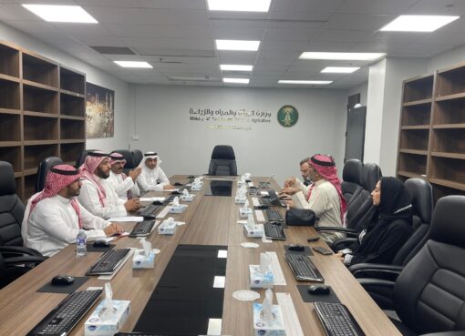 بيئة منطقة مكة المكرمة وجامعة جدة تبحثان حلولاً مبتكرة لمعالجة المياه واستثمار مخلفات النخيل بيئة منطقة مكة المكرمة وجامعة جدة تبحثان حلولاً مبتكرة لمعالجة المياه واستثمار مخلفات النخيل