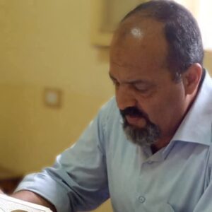 النكد جدار يسرق العمر .