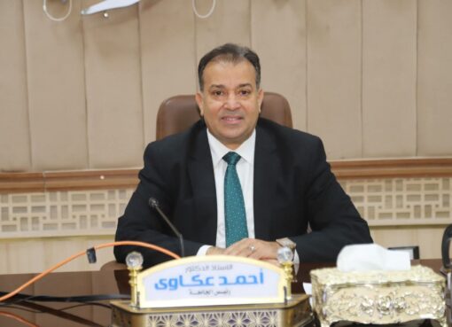 نائب رئيس جامعة أسيوط يتفقد المعامل والوحدات المركزية بالمستشفى الجامعي الرئيسي