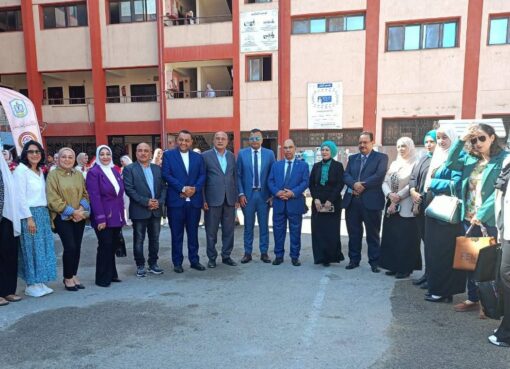 رسائل هامة لرئيس جامعة بورسعيد فى زيارته لكليتى التربية والاداب ( بأيدى ابناء الجامعة)