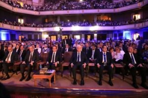 عاشور: الجامعات المصرية تقود توطين الذكاء الاصطناعي لاقتصاد المعرفة