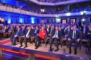 عاشور: الجامعات المصرية تقود توطين الذكاء الاصطناعي لاقتصاد المعرفة