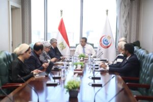 ​الصحة والقيادة السياسية: الوزير يسرّع وتيرة تنفيذ المشروعات الصحية الكبرى لرفع جودة الرعاية