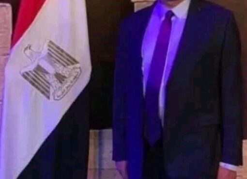 لك التحية يا وطني والقبلاتِ