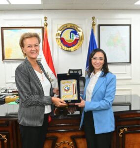 محافظ البحيرة تستقبل سفيرة الإتحاد الأوروبي لبحث سبل التعاون المشترك وتفقد عدد من المشروعات الزراعية والتنموية
