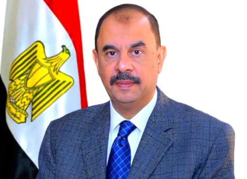 محافظ سوهاج : فوز “العناني” برئاسة اليونسكو تتويج لمسيرة مصر في استعادة ريادتها الحضارية والإنسانية محافظ سوهاج : فوز "العناني" برئاسة اليونسكو تتويج لمسيرة مصر في استعادة ريادتها الحضارية والإنسانية