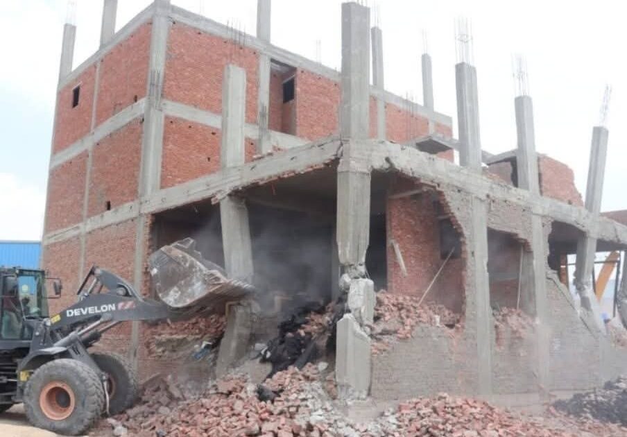 قطاع التفتيش بوزارة التنمية المحلية ينفذ حملة مفاجئة على مركز ومدينة شبين القناطر بمحافظة القليوبية