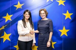 المشاط» تبحث مع المفوض الأوروبي للبيئة والمياه والاقتصاد الدائري جهود تنفيذ آلية تعديل حدود الكربون CBAM وتطورات برنامج «نُوفّى