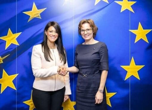 المشاط» تبحث مع المفوض الأوروبي للبيئة والمياه والاقتصاد الدائري جهود تنفيذ آلية تعديل حدود الكربون CBAM وتطورات برنامج «نُوفّى المشاط» تبحث مع المفوض الأوروبي للبيئة والمياه والاقتصاد الدائري جهود تنفيذ آلية تعديل حدود الكربون CBAM وتطورات برنامج «نُوفّى