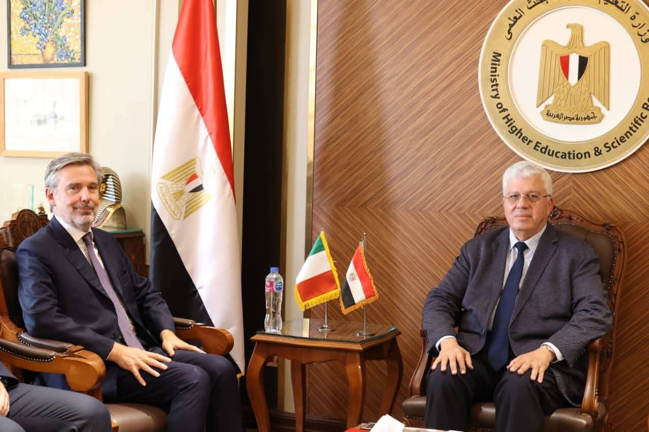 وزير التعليم العالي يستقبل السفير الإيطالي بالقاهرة