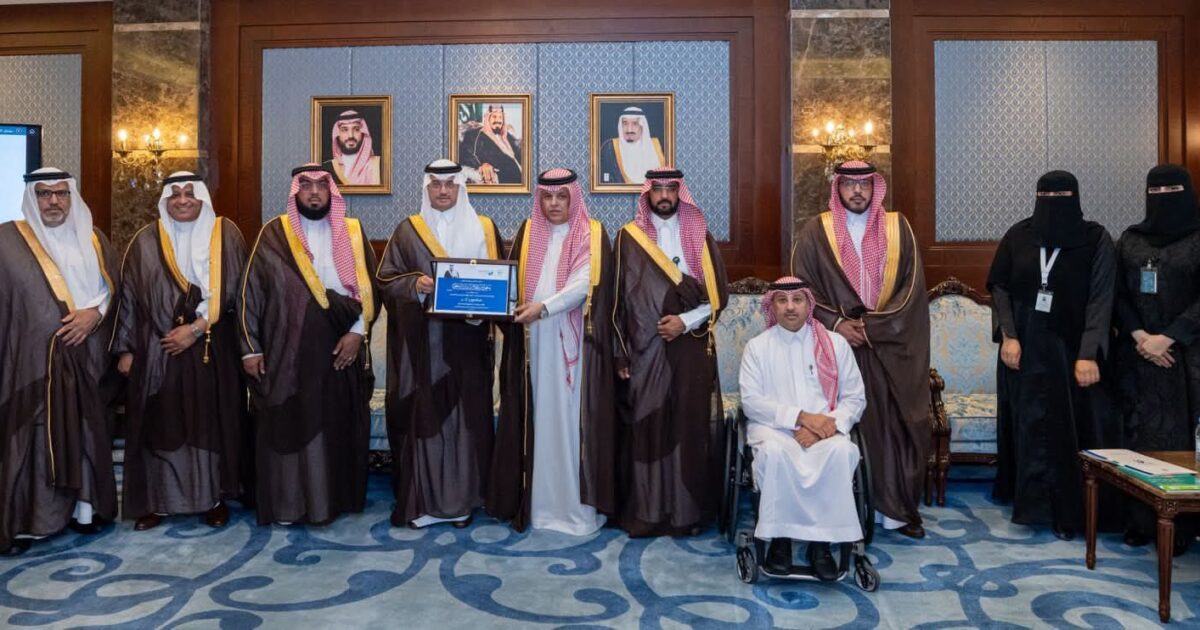 محافظ الأحساء يدشّن مشروع "أثر" للمسؤولية الاجتماعية للشركات