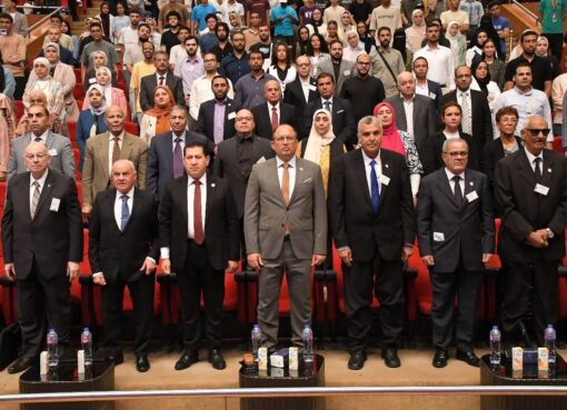 رئيس جامعة حلوان خلال مؤتمر كلية العلوم : العقل البشري هو أغلى ما نملك والمشاريع التطبيقية هي طريقنا نحو التقدم