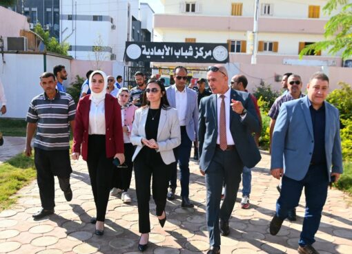محافظ البحيرة تتفقد عدد من المشروعات الخدمية بقرية الأبعادية بدمنهور  محافظ البحيرة تتفقد عدد من المشروعات الخدمية بقرية الأبعادية بدمنهور
