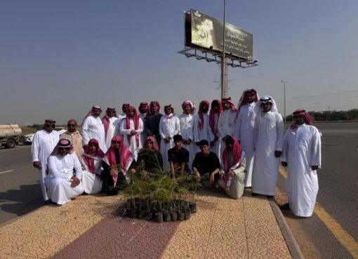 بيئة الليث تنفذ مبادرة لتشجير المرافق العامة وطريق الكورنيش بالوسقة دعمًا لتنمية الغطاء النباتي بيئة الليث تنفذ مبادرة لتشجير المرافق العامة وطريق الكورنيش بالوسقة دعمًا لتنمية الغطاء النباتي