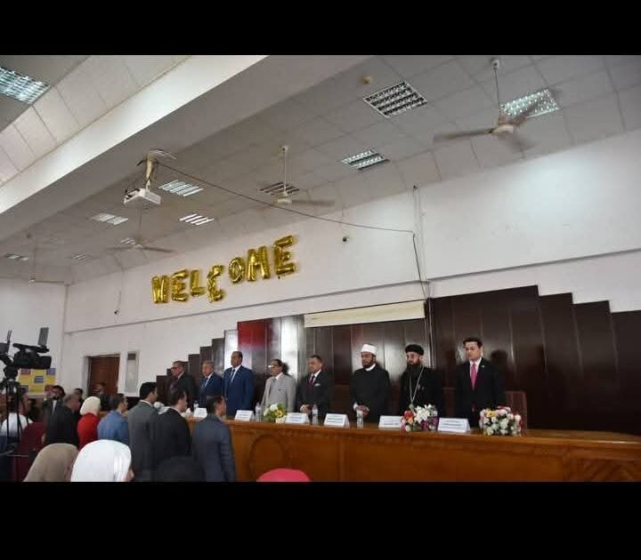 جامعة مدينة السادات تنظم ندوة تثقيفية احتفاءً بذكرى انتصارات أكتوبر المجيدة فى رحاب كلية الحقوق