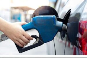 محافظ البحيرة تعتمد تعريفة الركوب لمركبات الأجرة والسرفيس والتاكسي والنقل العام