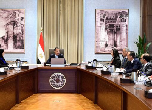 تطوير “شق الثعبان”: وزير العمل يوجه بتأسيس مركز تدريب وتقنين العمالة الأجنبية